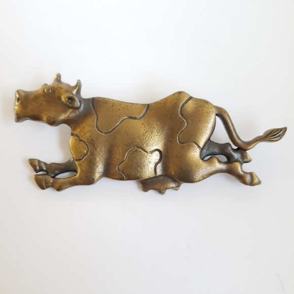 JJ Jewelry - JJ 1988 cow brooch